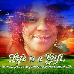 Meet your Posher, Devona